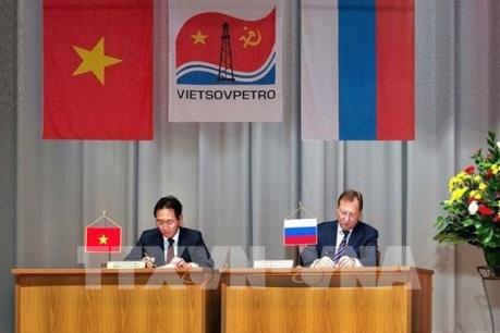 Hợp tác giữa Việt Nam và LB Nga trong lĩnh vực dầu khí tiếp tục được củng cố và tăng cường