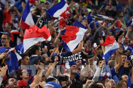 WORLD CUP 2018: Pháp rợp cờ hoa, mừng đội nhà vào chung kết sau 12 năm