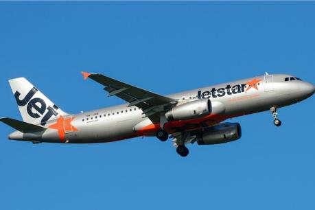 Hãng hàng không nào dẫn đầu số chuyến bay chậm, hủy chuyến ?