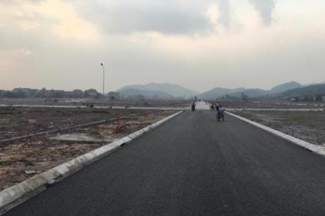 Hội đồng nhân dân tỉnh Phú Yên chất vấn nội dung “sốt” giá đất