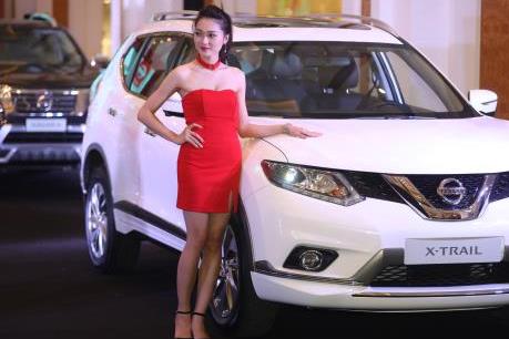 Thị trường ô tô cuối năm diễn biến khó lường