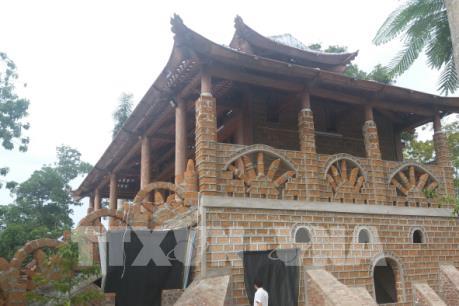 Ngày 20/7, cưỡng chế tháo dỡ "cung điện" trái phép tại Ba Vì - Hà Nội