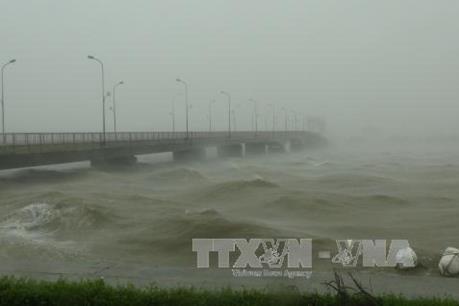 Dự báo chiều tối 18/7, bão số 3 ảnh hưởng khu vực ven biển Thái Bình đến Hà Tĩnh