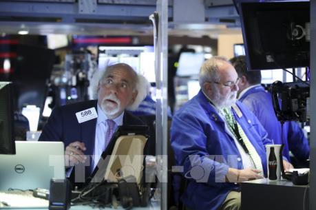 Chứng khoán Phố Wall đảo chiều đi lên sau nhận định của Chủ tịch Fed