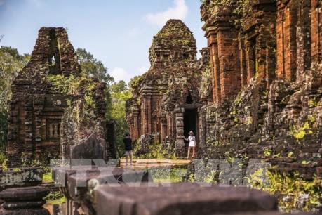 Kết thúc trùng tu đợt một, nhiều tháp cổ Mỹ Sơn được gia cố vững chắc