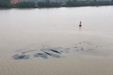 Tai nạn giao thông đường thủy, một sà lan chở cát bị chìm