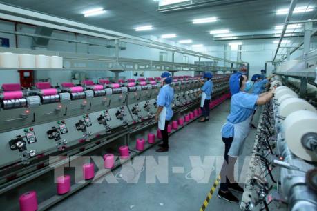 Cuộc chiến thương mại Mỹ - Trung: Những vấn đề đặt ra đối với ngành dệt may và da giày