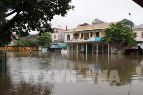 Khắc phục thiệt hại do ảnh hưởng của bão số 3 ở Hòa Bình