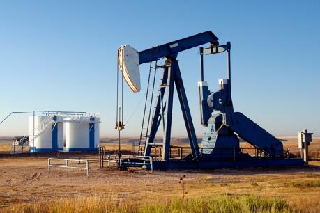 Giá dầu Brent giảm trở lại trước quan ngại về nguy cơ dư cung