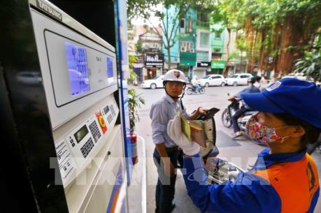 Quỹ bình ổn xăng dầu Petrolimex giảm 4 tỷ đồng