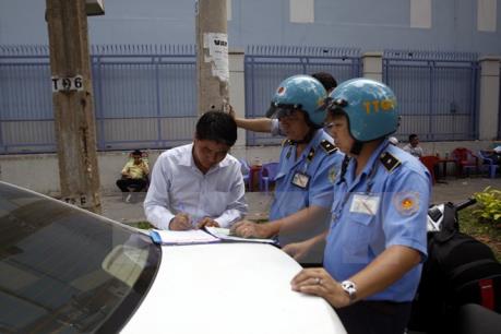 Tp. Hồ Chí Minh xử lý tình trạng taxi dù, nhái thương hiệu 