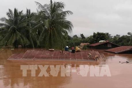 Vỡ đập thủy điện tại Lào: Hàng chục người dân mắc kẹt đã được đưa đến vùng an toàn