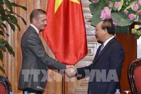 Thủ tướng Nguyễn Xuân Phúc tiếp các nhà đầu tư vào Bạc Liêu