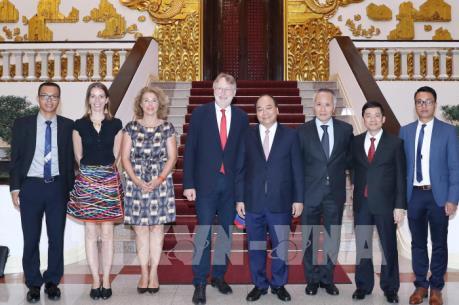 Thủ tướng Nguyễn Xuân Phúc tiếp Chủ tịch Ủy ban Thương mại quốc tế (Nghị viện châu Âu)