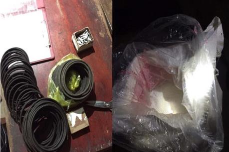 Bắt giữ ba đối tượng tàng trữ, mua bán vật liệu nổ