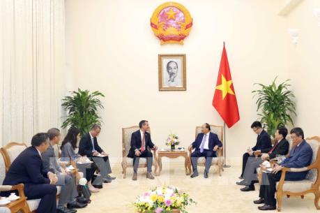 Thủ tướng Nguyễn Xuân Phúc tiếp Thị trưởng thành phố Los Angeles, Hoa Kỳ