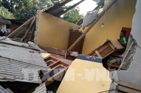 Ít nhất 3 người thiệt mạng trong trận động đất tại Indonesia