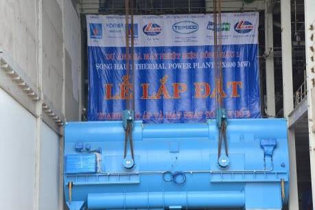 Nhiệt điện Sông Hậu 1 lắp đặt thành công máy phát tổ máy số 2