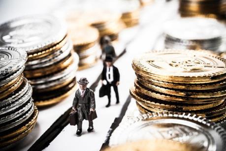 “Kịch bản quen thuộc” của những đường dây lừa đảo chơi tiền ảo