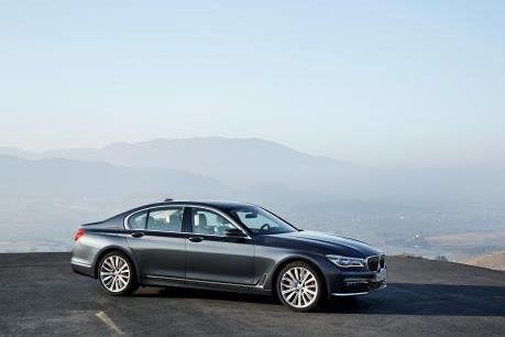 Bảng giá xe ô tô BMW tháng 8/2018, dòng 7 Series sắp về Việt Nam