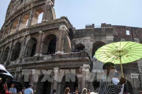 Cuộc sống của người dân châu Âu đảo lộn do nắng nóng