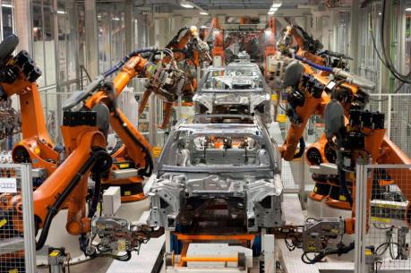 Hơn 6 triệu người lao động Anh có nguy cơ sẽ mất việc làm