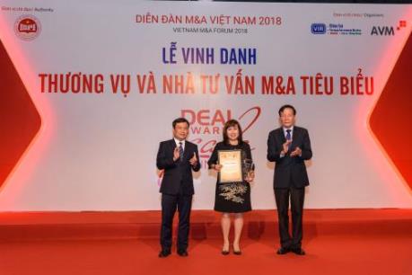 Vietcombank được vinh danh Thương vụ tiêu biểu nhất thập kỷ