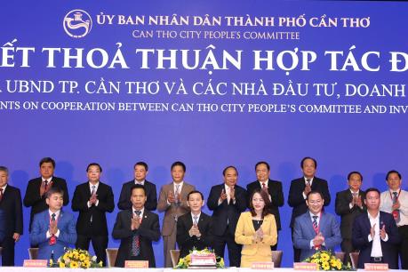  Ký kết thỏa thuận hợp tác phát triển logistics hàng không