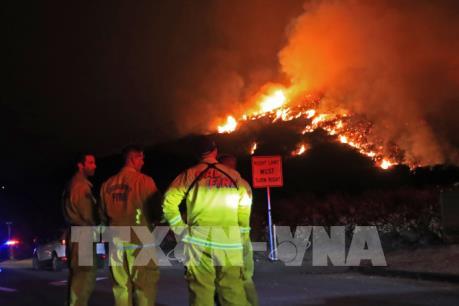 Mỹ: Cháy rừng tiếp tục lan rộng khiến nỗ lực cứu hộ gặp nhiều khó khăn