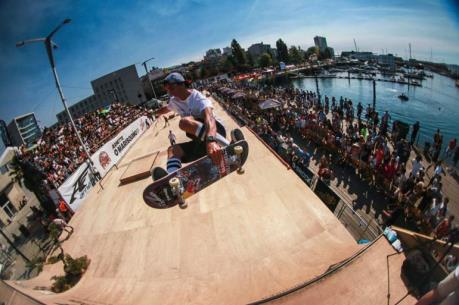 Hơn 200 người bị thương do sập sàn gỗ tại lễ hội âm nhạc ở Tây Ban Nha