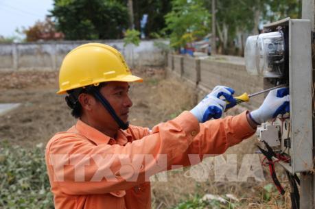 Cấp điện trở lại cho hơn 1.000 hộ dân tại Chương Mỹ