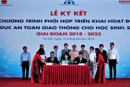 Honda Việt Nam ký chương trình phối hợp triển khai các hoạt động về an toàn giao thông