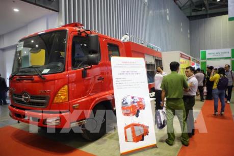 Nhiều công nghệ hiện đại góp mặt tại triển lãm quốc tế về phòng cháy chữa cháy