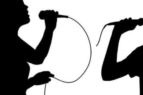 Điện giật tử vong khi hát karaoke