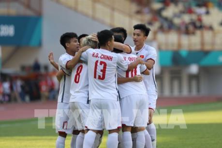 Olympic Nhật Bản - Olympic Việt Nam: Quang Hải ghi bàn mở tỷ số