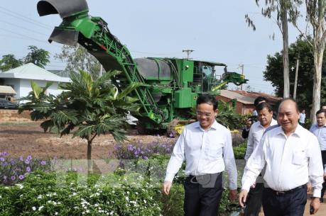 Thủ tướng thăm một số mô hình nông nghiệp công nghệ cao tại Tây Ninh