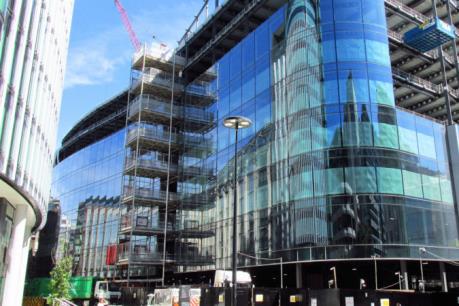 Goldman Sachs bán trụ sở châu Âu còn chưa hoàn thiện
