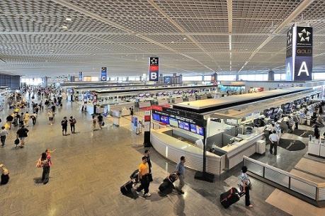 Sân bay Narita, Nhật Bản, tuyển thêm lao động nước ngoài