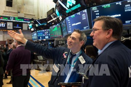 Chứng khoán Mỹ lập kỷ lục mới sau phát biểu lạc quan của chủ tịch Fed