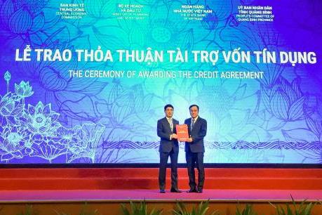 Vietcombank trao thỏa thuận tài trợ 27,1 nghìn tỷ đồng cho dự án của EVN