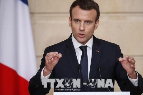 Tổng thống Pháp: EU phải dừng ngay việc dựa dẫm vào Mỹ