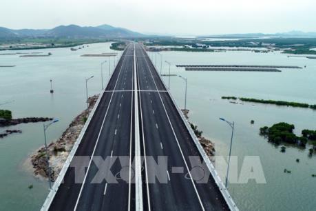 Thu phí cầu Bạch Đằng trên cao tốc Hạ Long – Hải Phòng từ ngày 15/10