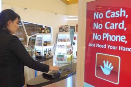 7-Eleven ra mắt nhân viên thu ngân robot