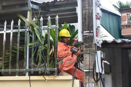 Bộ Công Thương sẽ cân nhắc kỹ thời điểm thích hợp đề xuất điều chỉnh giá điện