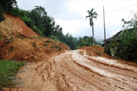 Thông tuyến Quốc lộ 40B nối Kon Tum - Quảng Nam sau hơn 1 tháng chia cắt
