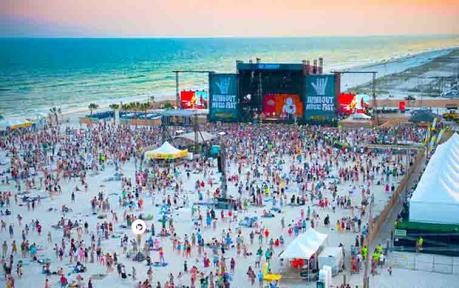 Dịp nghỉ lễ 2/9: Nườm nượp khách du lịch đến thành phố biển Vũng Tàu 