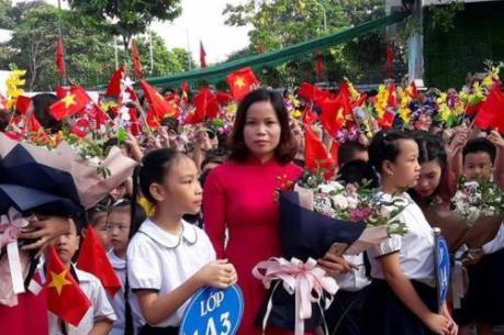 Sáng 5/9, hơn 23 triệu học sinh, sinh viên khai giảng năm học mới