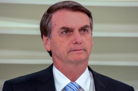 Ứng viên tổng thống Brazil bị đâm trọng thương khi vận động tranh cử