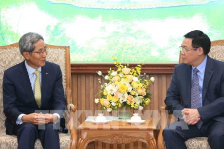 Phó Thủ tướng Vương Đình Huệ tiếp lãnh đạo Tập đoàn Tài chính Kookmin Hàn Quốc (KB)