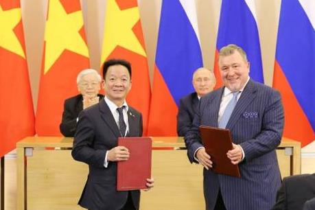 SHB hợp tác chiến lược với hai định chế tài chính quốc tế tại Nga